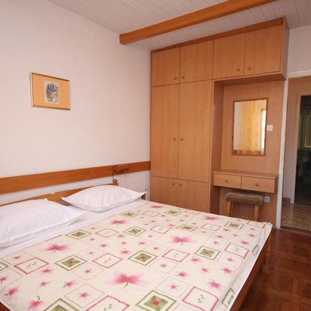 Apartments With A Parking Space Baska Voda, Makarska - 2709 Baška Voda Quarto foto