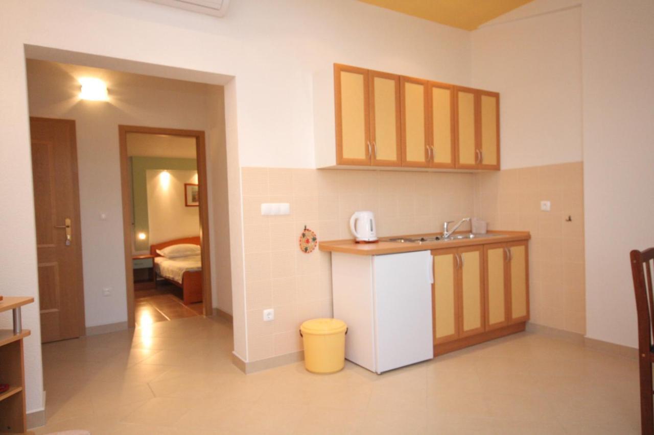 Apartments With A Parking Space Baska Voda, Makarska - 2709 Baška Voda Exterior foto